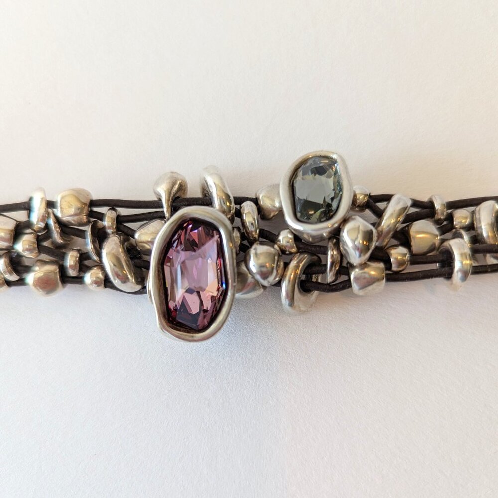 Uno de 50 | Lady Marmalade Bracelet with Amethyst & Gray Swarovski Crystals - Picture 4 of 6